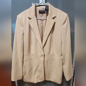 Axcess A Liz Claiborne Company Women's Tan Blazer 12